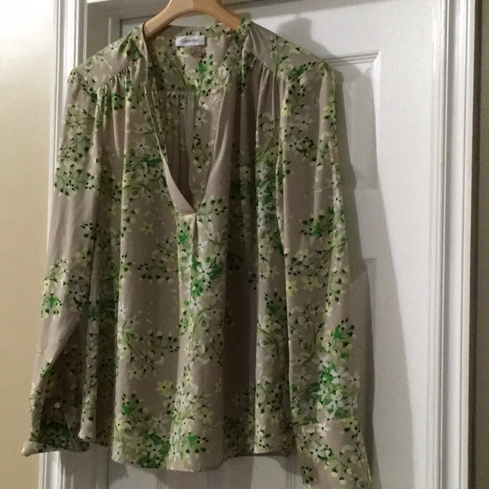 Calvin Klein Floral Blouse. XL